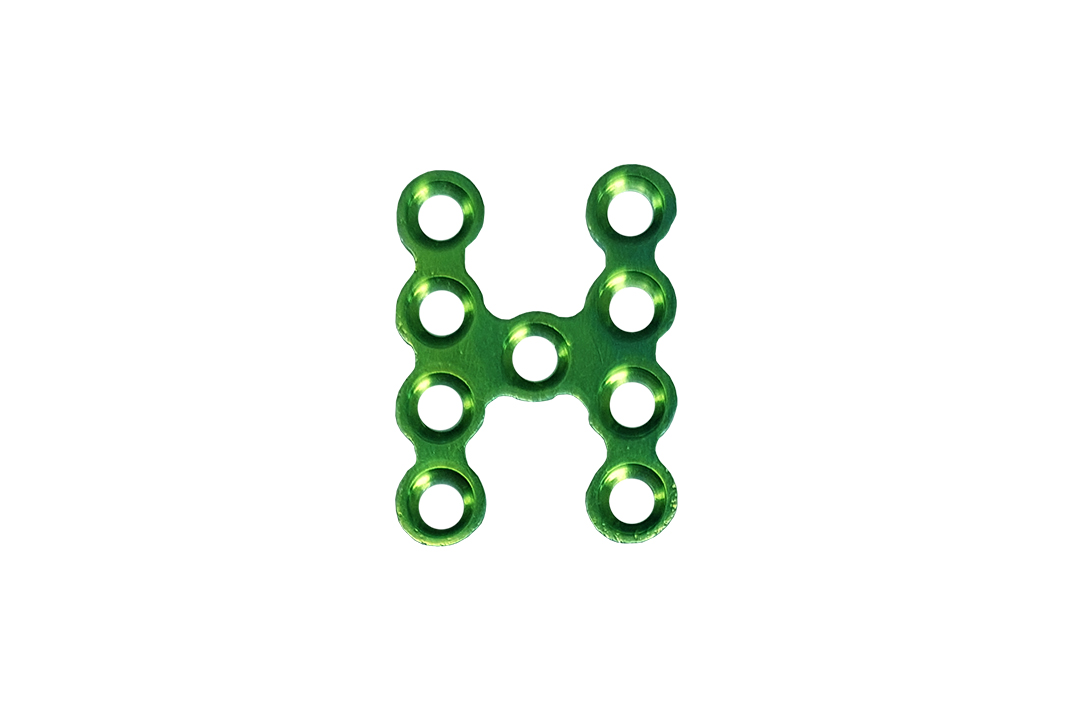 /storage/photos/1/madiha-ortho images/Maxillofacial System/Mini H shape Plate 2.5 mm.jpg